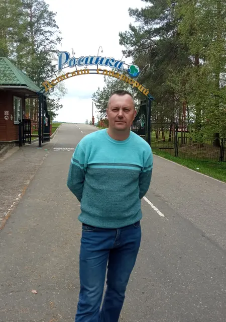 Я Алексей, 46, из Лепели, ищу знакомство для приятного времяпровождения