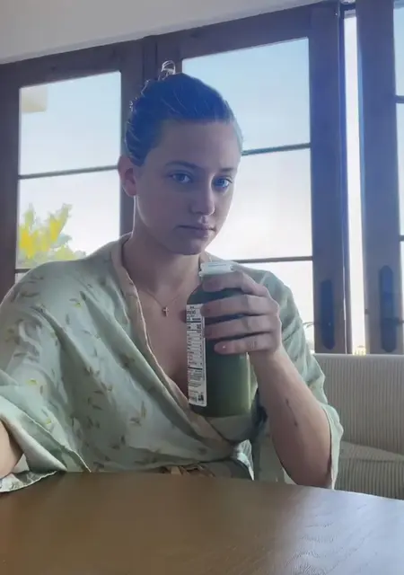 Я Caroline, 36, из Аяччо, ищу знакомство для постоянных отношений