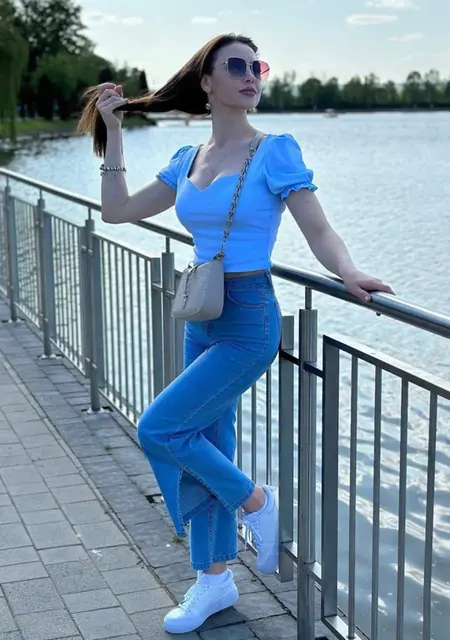 Мілана из Ковеля, ищу на сайте общение