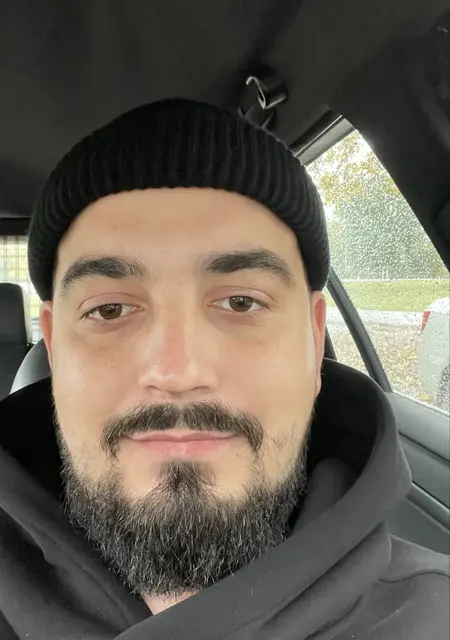 Rostyslav из Ромни, ищу на сайте знакомства без обязательств