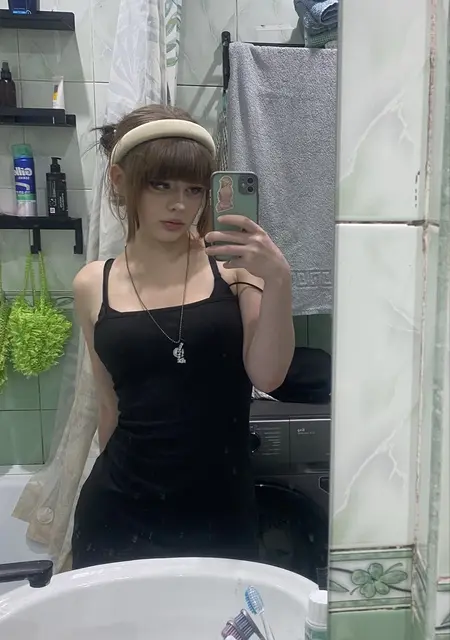 Я Nushk, 18, знакомлюсь на одну ночь в Абердин