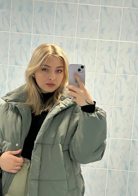 Я Юлия, 22, из Франкфурта-на-майне, ищу знакомства на одну ночь