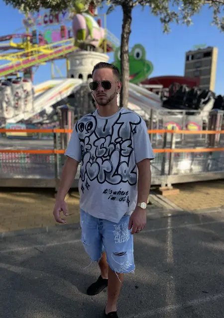 Soy Rubenes, 29 años de Jaén, busco conocer gente para lío de una noche