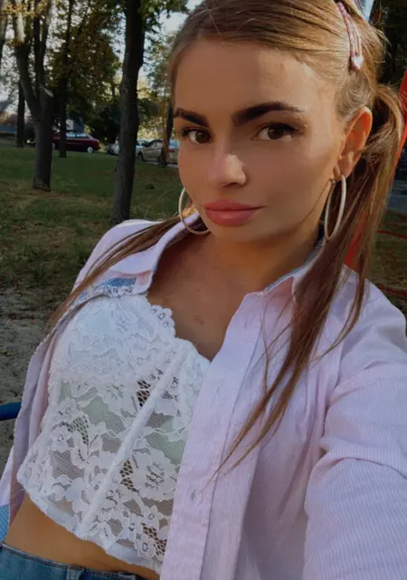 Я Iryna, 31, из Киева, ищу знакомство для совместных путешествий