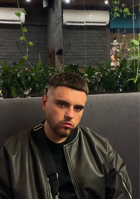 Rasl из Гамбурга, ищу на сайте общение