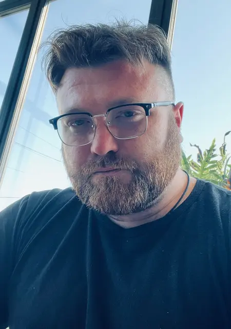 Я Алексей, 29 років, знайомлюсь без зобов'язань у Чернівцях