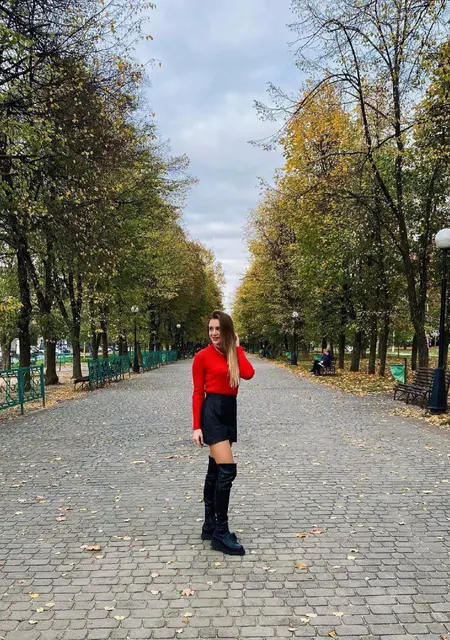 Я Катя, 32, знакомлюсь без обязательств в Париже