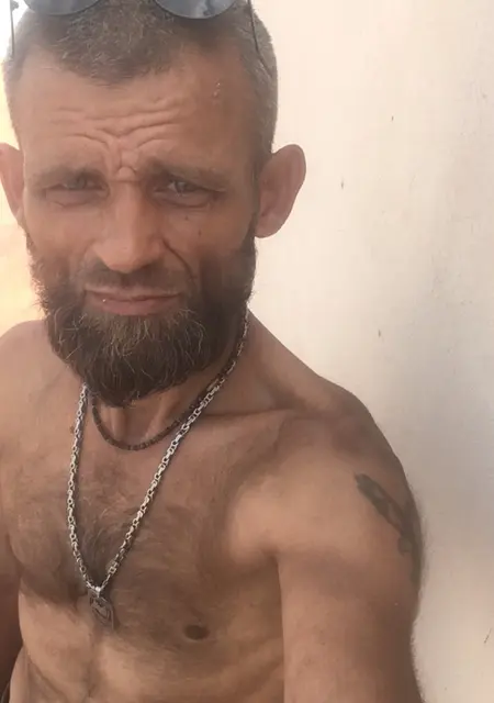 Виталий з Кривого Рогу, шукаю на сайті знайомства на одну ніч