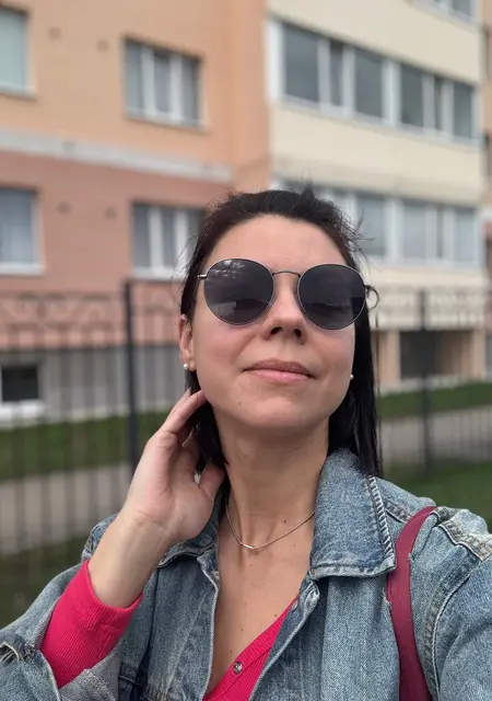 Ирина из Брюсселя, мне 31, познакомлюсь для приятного времяпровождения