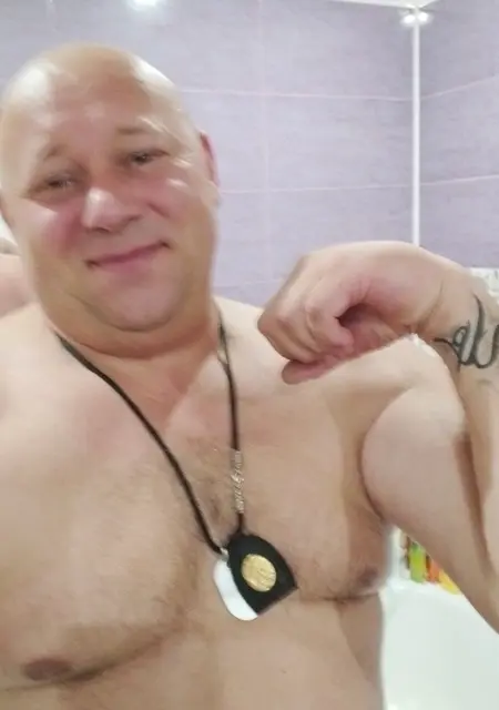 Я Ігор, 49, знакомлюсь для открытые отношения в Киеве