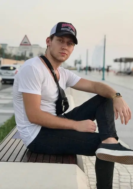 Я Ilya, 29 років з Черкас, шукаю знайомства на одну ніч