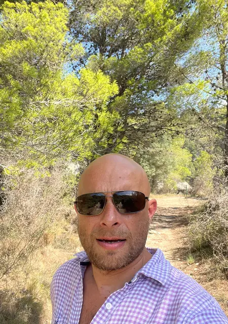 Alexandr из Лангенфельда, мне 49, познакомлюсь для дружбы