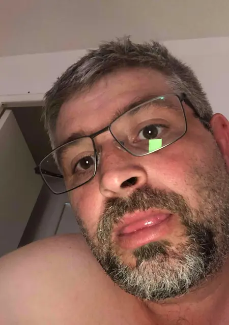 Я Johann, 39, знакомлюсь для вирта в Осер