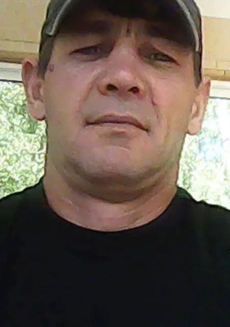 Virgiliu из Кишинёва, мне 50, познакомлюсь без обязательств