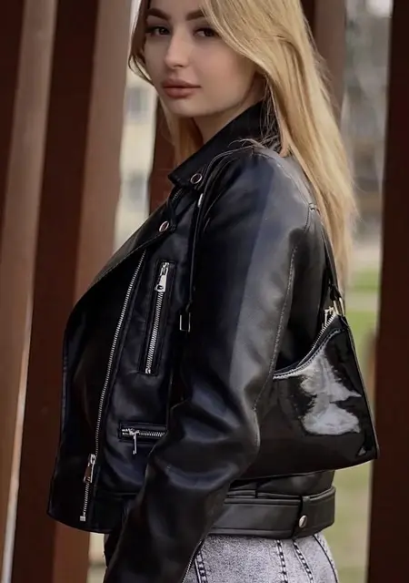 Я Алина, 26, из Минска, ищу знакомства без обязательств