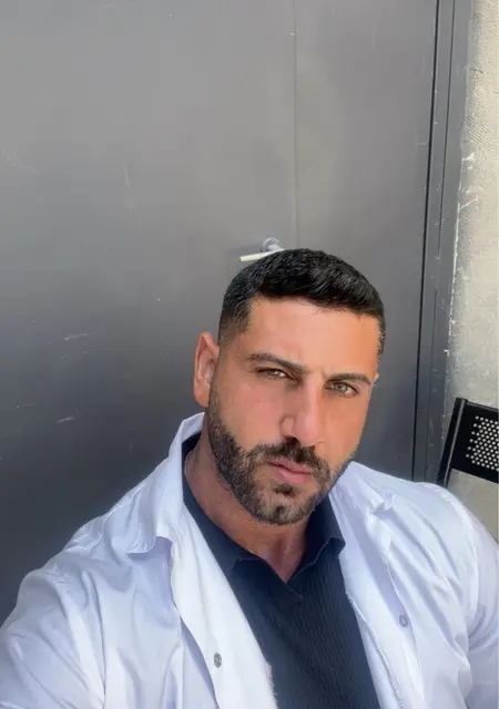 Я Adam, 31, из Беэр-Яаков, ищу знакомства на одну ночь