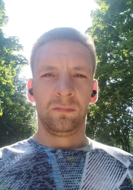 Я Максим, 31, знакомлюсь на одну ночь в Борисове