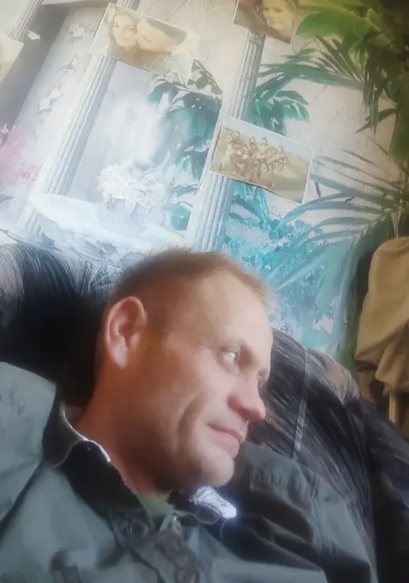 Я Artyr, 26, знакомлюсь без обязательств в Житомире