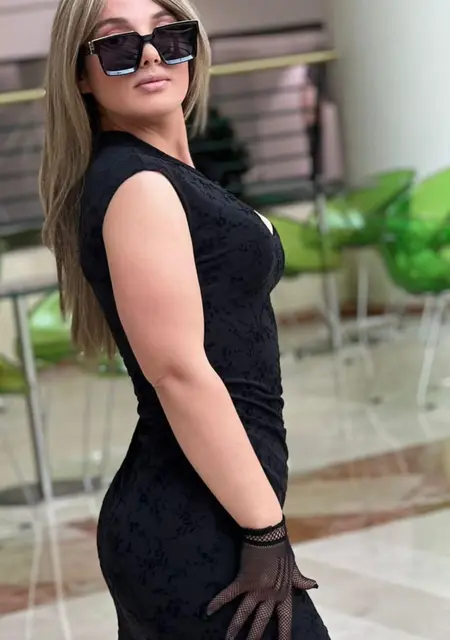 Soy Sou, 29 años de Madrid, busco conocer gente para lío de una noche