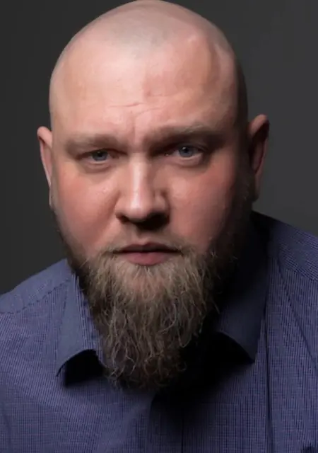 Я Влад, 44, знакомлюсь для постоянных отношений в Бердянске