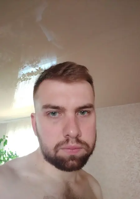 Влад з Рівного, мені 29 років, познайомлюсь без зобов'язань