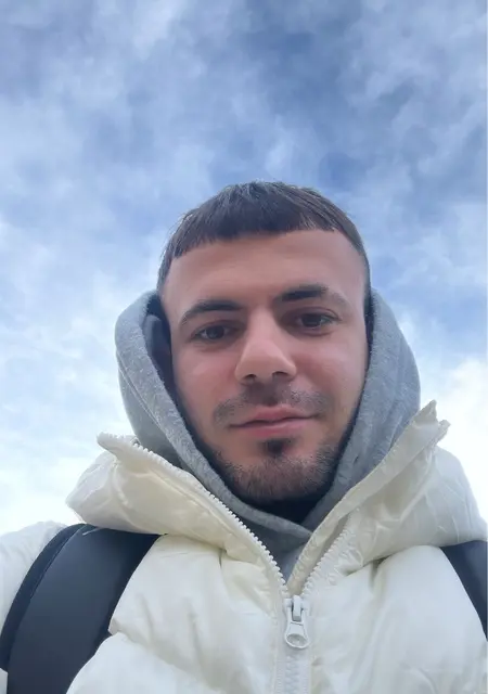 Я Edvard, 25, знакомлюсь без обязательств в Мукачеве