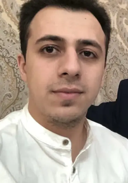 Ровшан из Франкфурта-на-майне, ищу на сайте общение