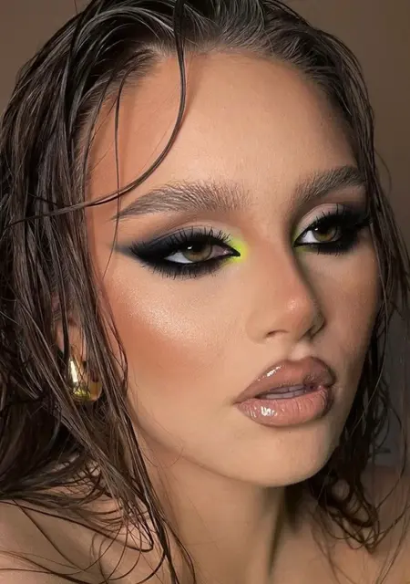 Ариэлла из Брюсселя, ищу на сайте общение