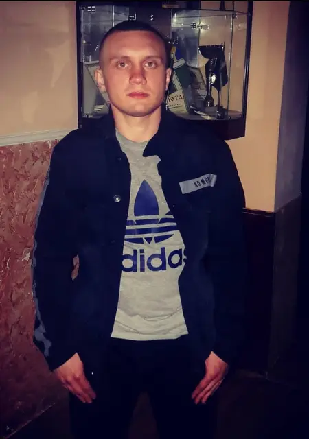 Юрій з Мукачева, мені 29 років, познайомлюсь для вірт