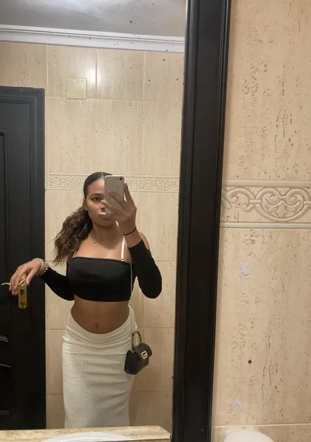 Soy Mmaroita, 20 años, conociéndome para pasatiempo agradable en Castalla