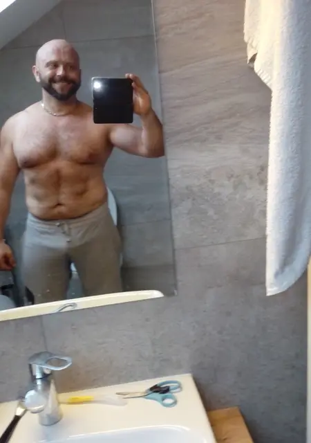 Я Pavel, 48, из Кромержиж, ищу знакомства на одну ночь