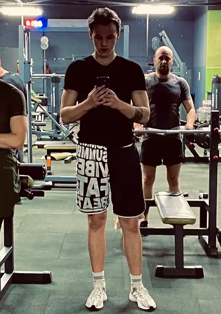 Я Nazar, 25, знакомлюсь без обязательств в Варшаве