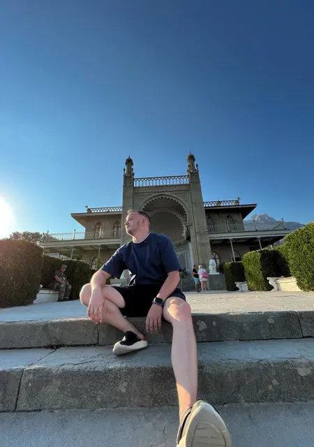 Михаил з Макіївки, мені 27 років, познайомлюсь для спілкування