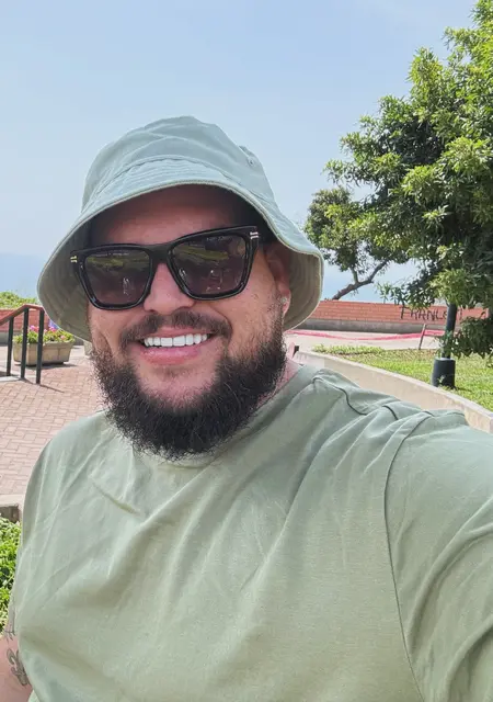 Thiago из Лимы, ищу на сайте приятное времяпровождение