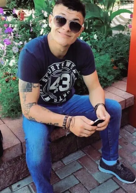 Слава из Могилёва, мне 34, познакомлюсь для дружбы