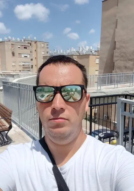 Alex Laskalo из Рамат-ганного, мне 30, познакомлюсь для открытые отношения