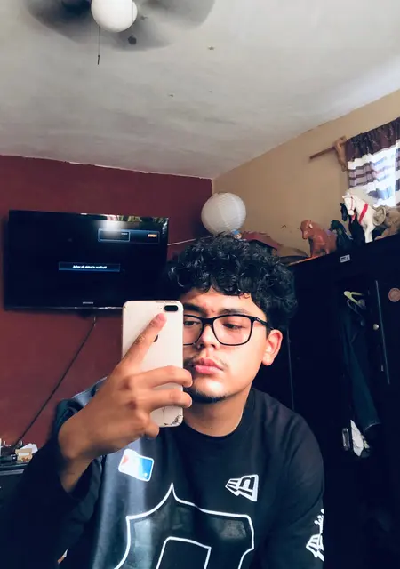 Naren из Морелии, ищу на сайте знакомства на одну ночь