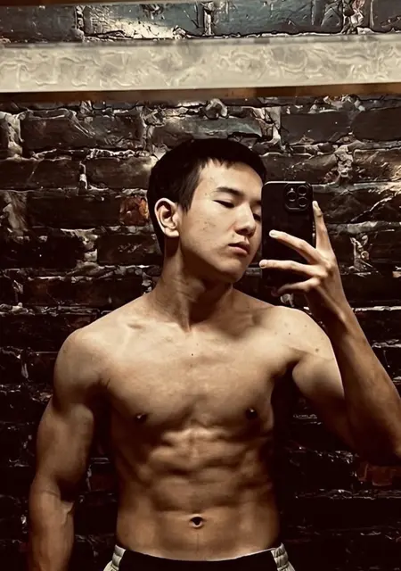 Magzhan из Астаны, ищу на сайте знакомства без обязательств