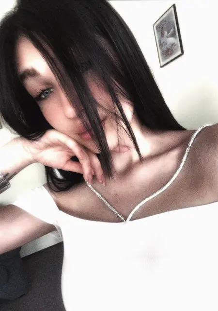 Я Ася, 21 років, знайомлюсь на одну ніч у Київ