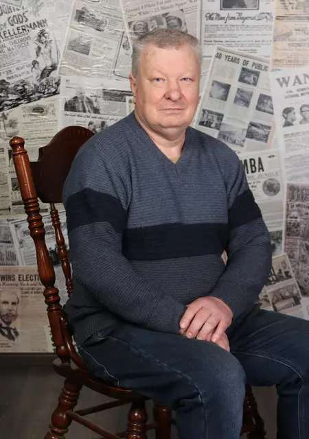 Я Михаил, 67, знакомлюсь без обязательств в Чернигове