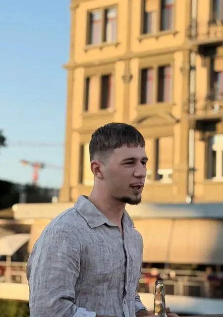 Я Иван, 20, знакомлюсь для приятного времяпровождения в Люцерне