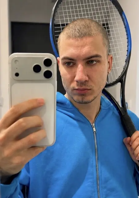 Я Артем, 28, знакомлюсь для совместных путешествий в Аберистуит