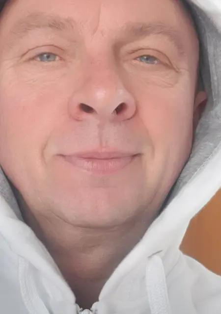 Я Ігор, 53 років з Києва, шукаю знайомство для вірт