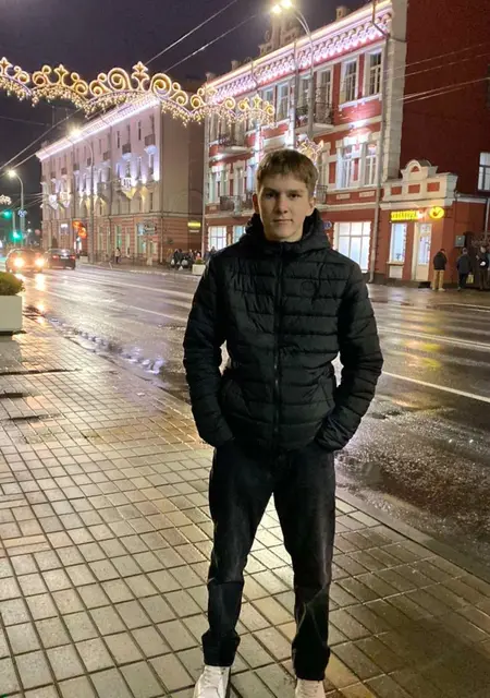 Александр из Гомеля, мне 33, познакомлюсь для вирта