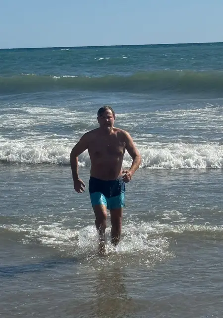 Я Иван, 49, из Минска, ищу знакомства на одну ночь