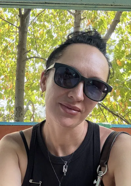 Ирина из Усть-Каменогорска, мне 44, познакомлюсь на одну ночь