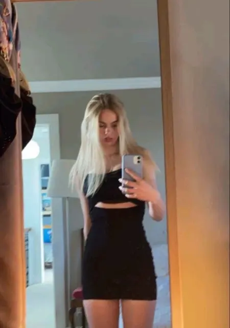 Я Lisa Adaams, 19, из Соллентуна, ищу знакомство для вирта