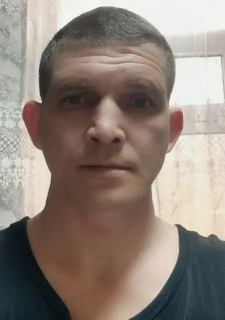 Илья из Ташкента, ищу на сайте постоянные отношения