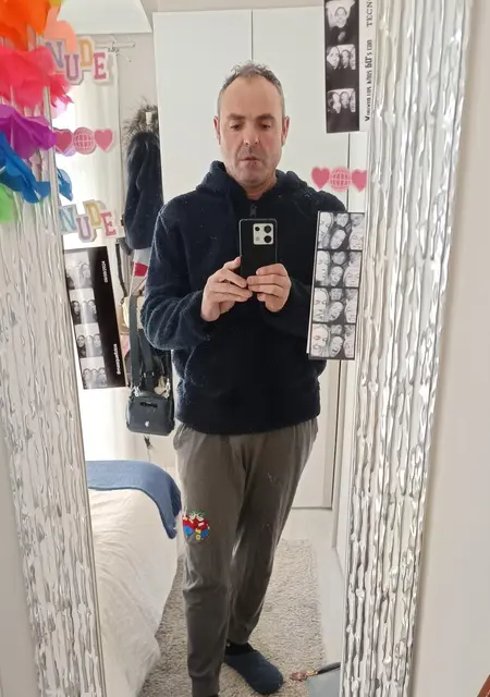 Soy Joseba Gastelu, 50 años de Vitoria, busco conocer gente para chatear