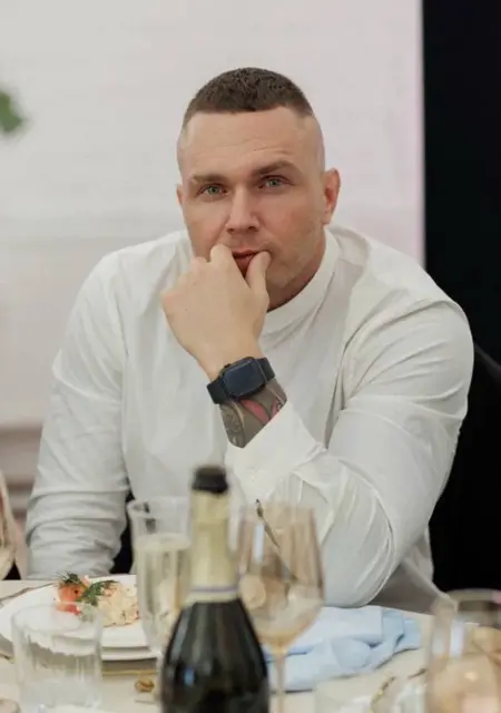 Я Привет, 36, из Харлема, ищу знакомство для постоянных отношений